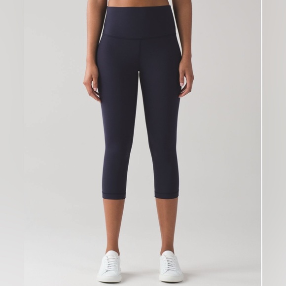 Lululemon Align Crop 19” Leggings Navy Size 4 | High Rise Nulu Yoga Pants EUC - Picture 1 of 9